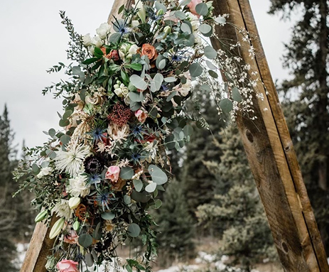 Flower arch display for wedding